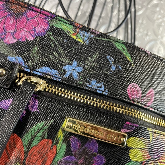 Madden girl floral crossbody handbag purse - Picture 3 of 6